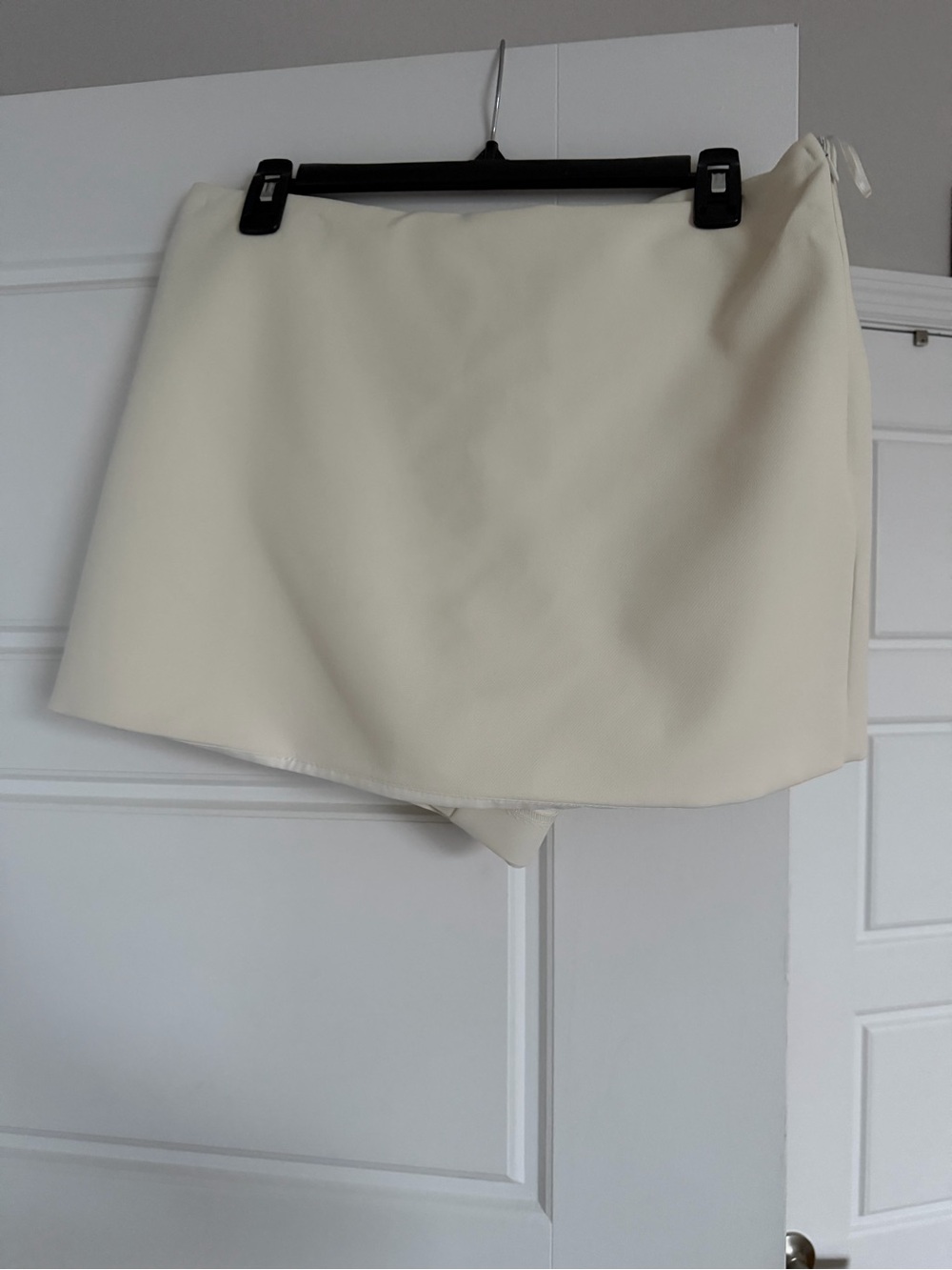 Zara Cream Mini Skort